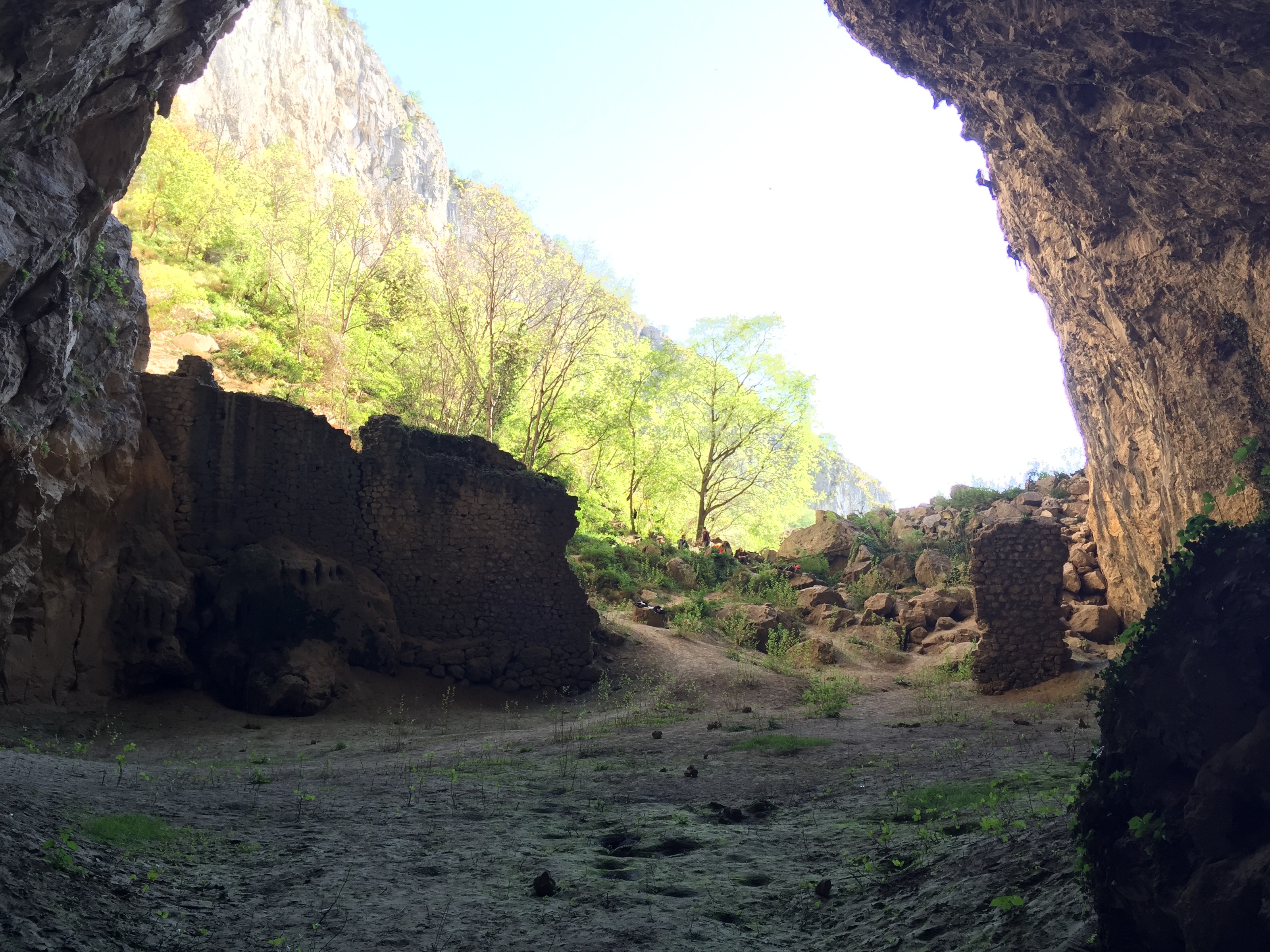 The big cave in Osp