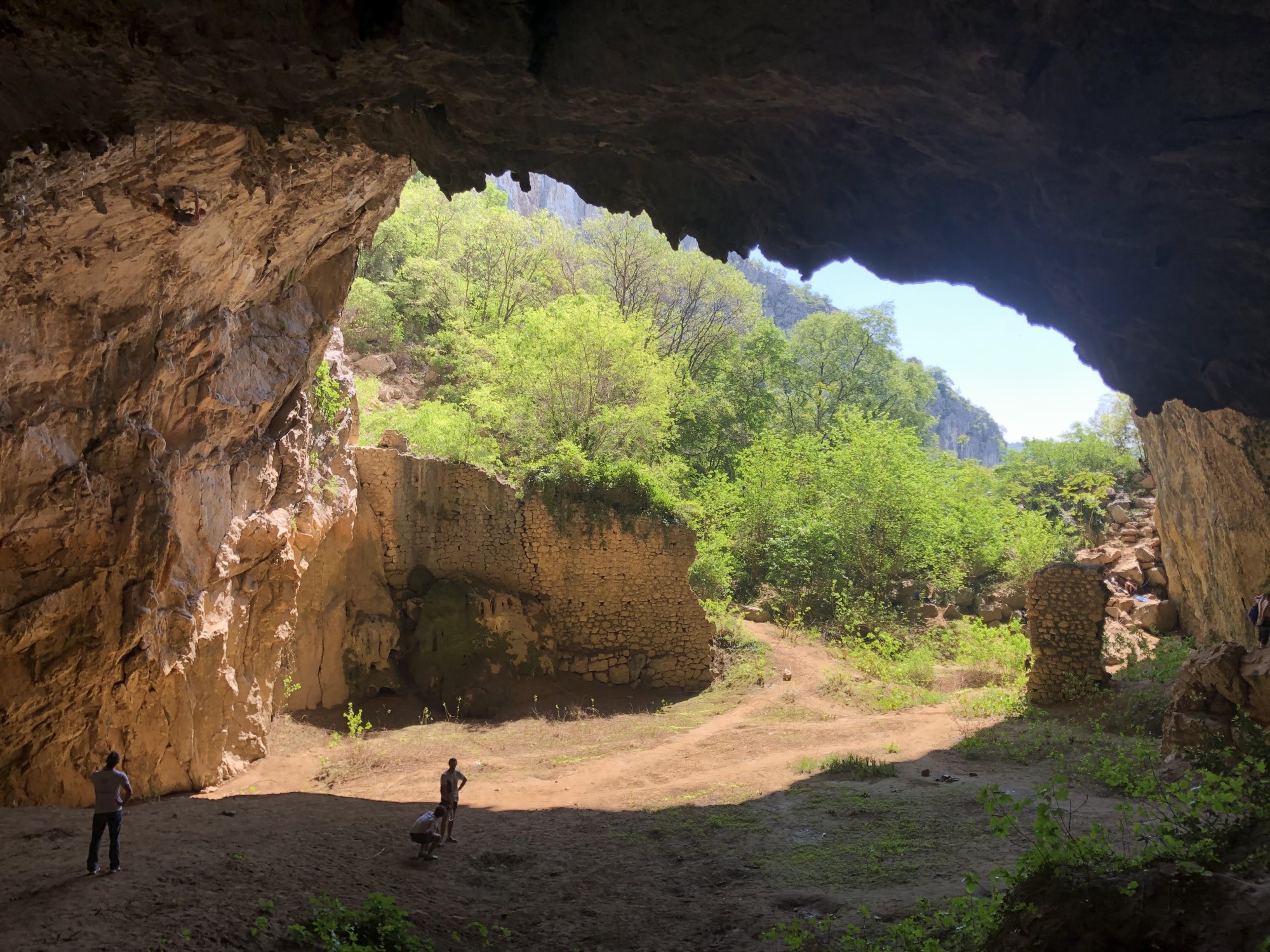 the big cave of Osp