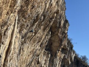 Laura Rogora in Histerija (8c+) at Mišja peč